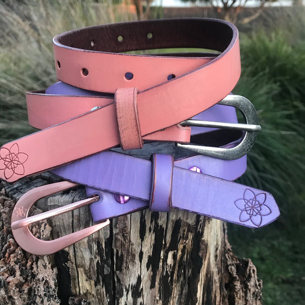 Boho Vintage Style 'Slinki' Belt in VIOLET