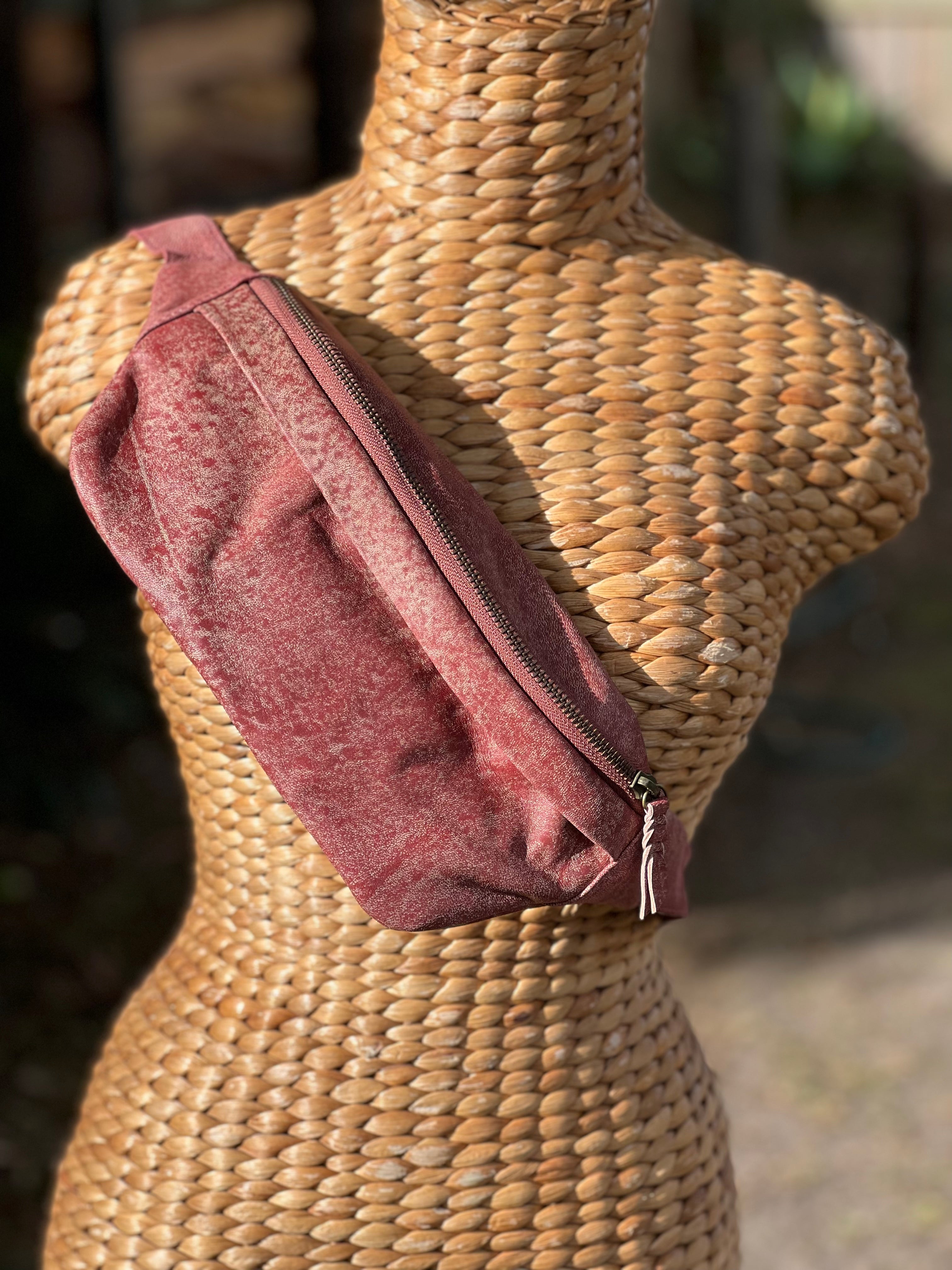 Fringe HAPPI Belt Bag