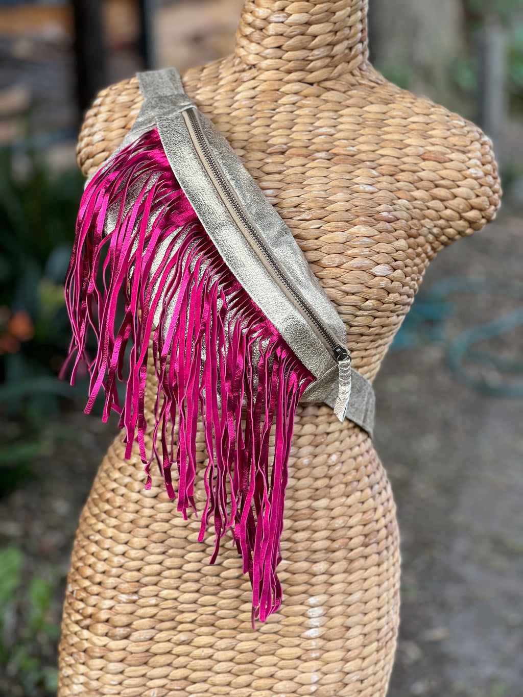 Fringe HAPPI Belt Bag
