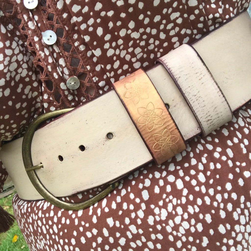 Hippi' Wide Belt Champagne Cream Natural Painted Distressed Leather