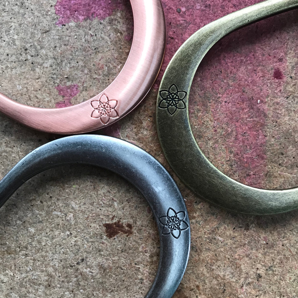 Womens Distressed Leather Musk Pink  'Funki'  Belt