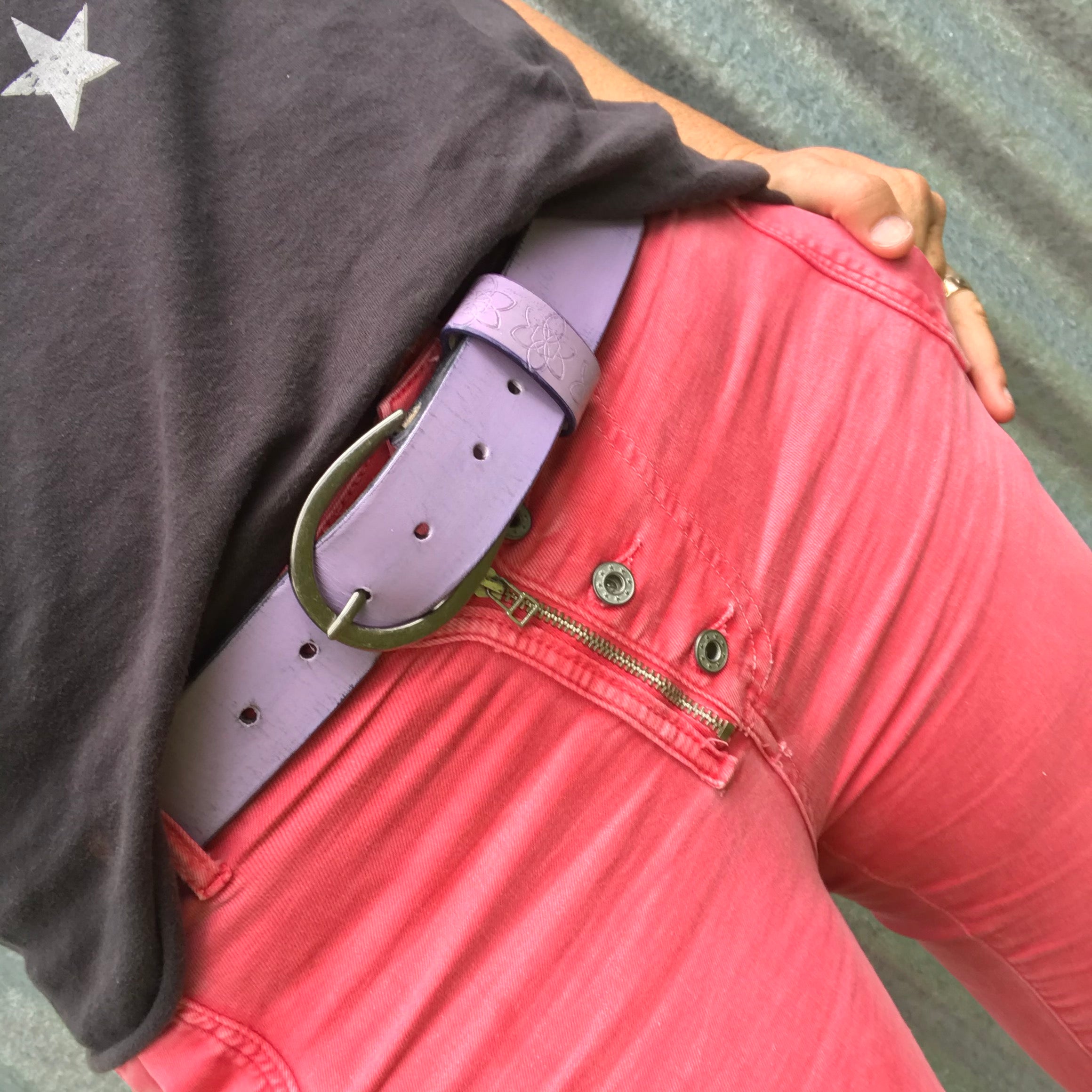 Mens + Womens Distressed Leather Lavender Purple Painted Funki Belt
