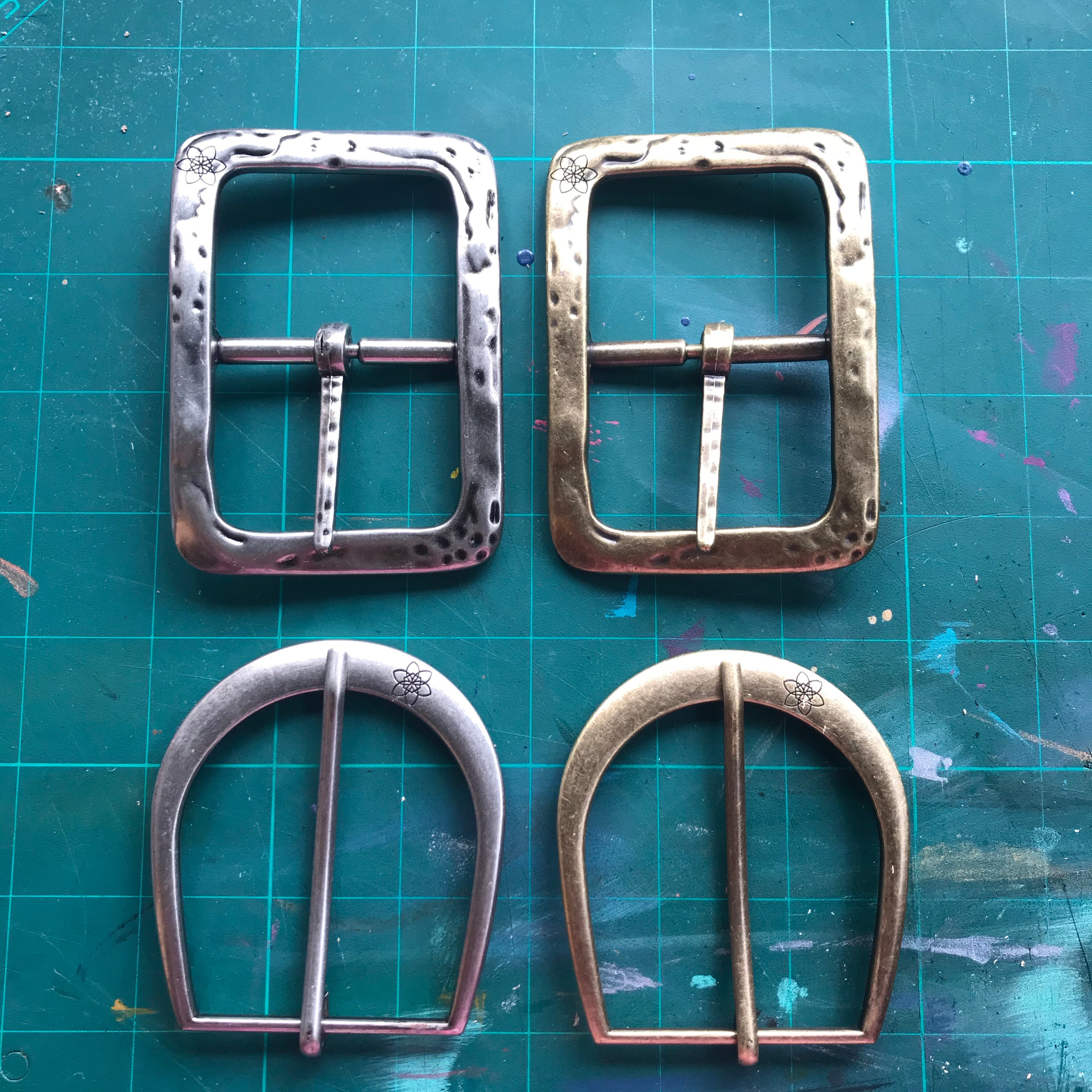 Dirti Daffi  in Groovi Straight  - Ultra Distressed THE GREEN MAN