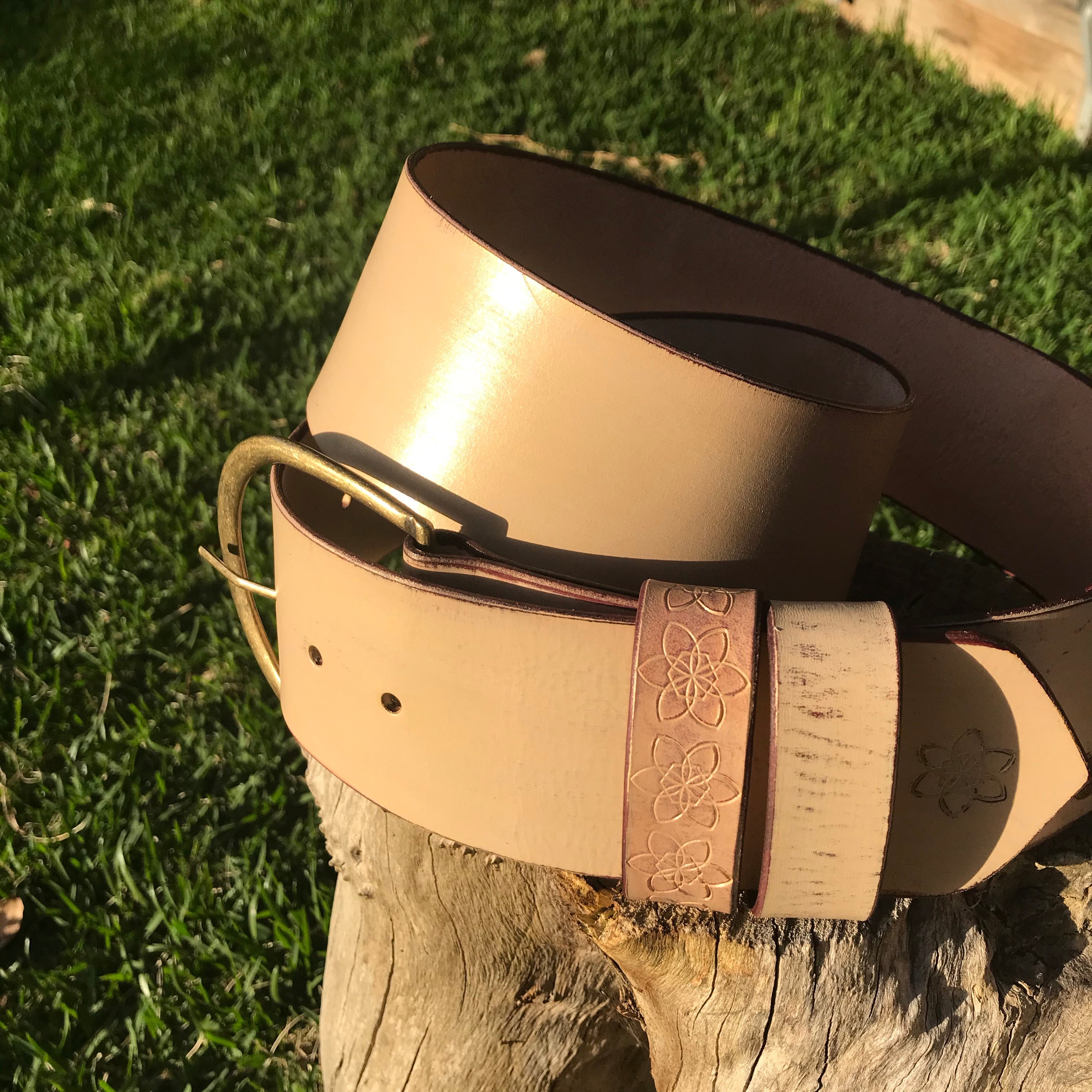 Hippi' Wide Belt Champagne Cream Natural Painted Distressed Leather