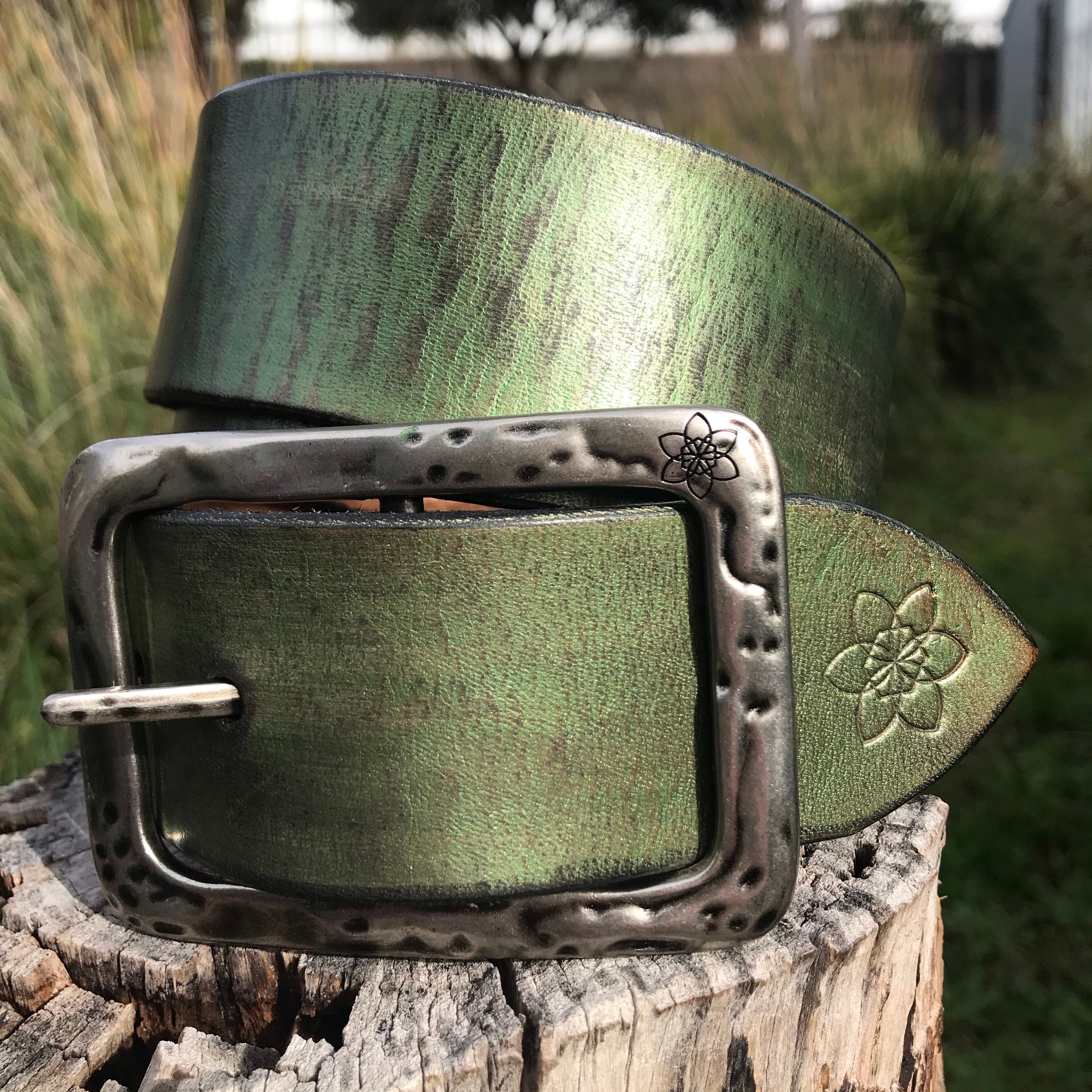 Dirti Daffi  in Groovi Straight  - Ultra Distressed THE GREEN MAN