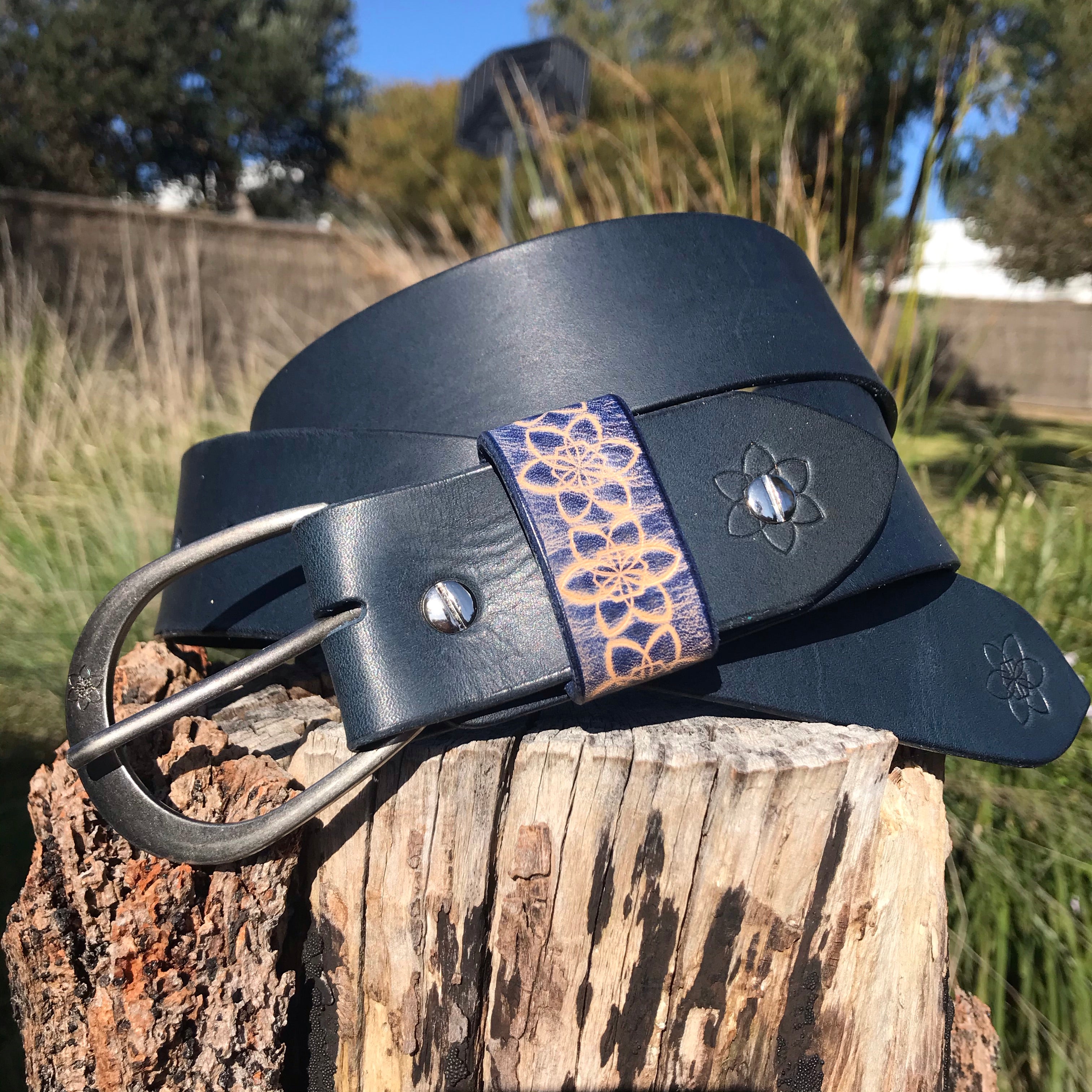 'GROOVI' CURVE Belt INDIGO