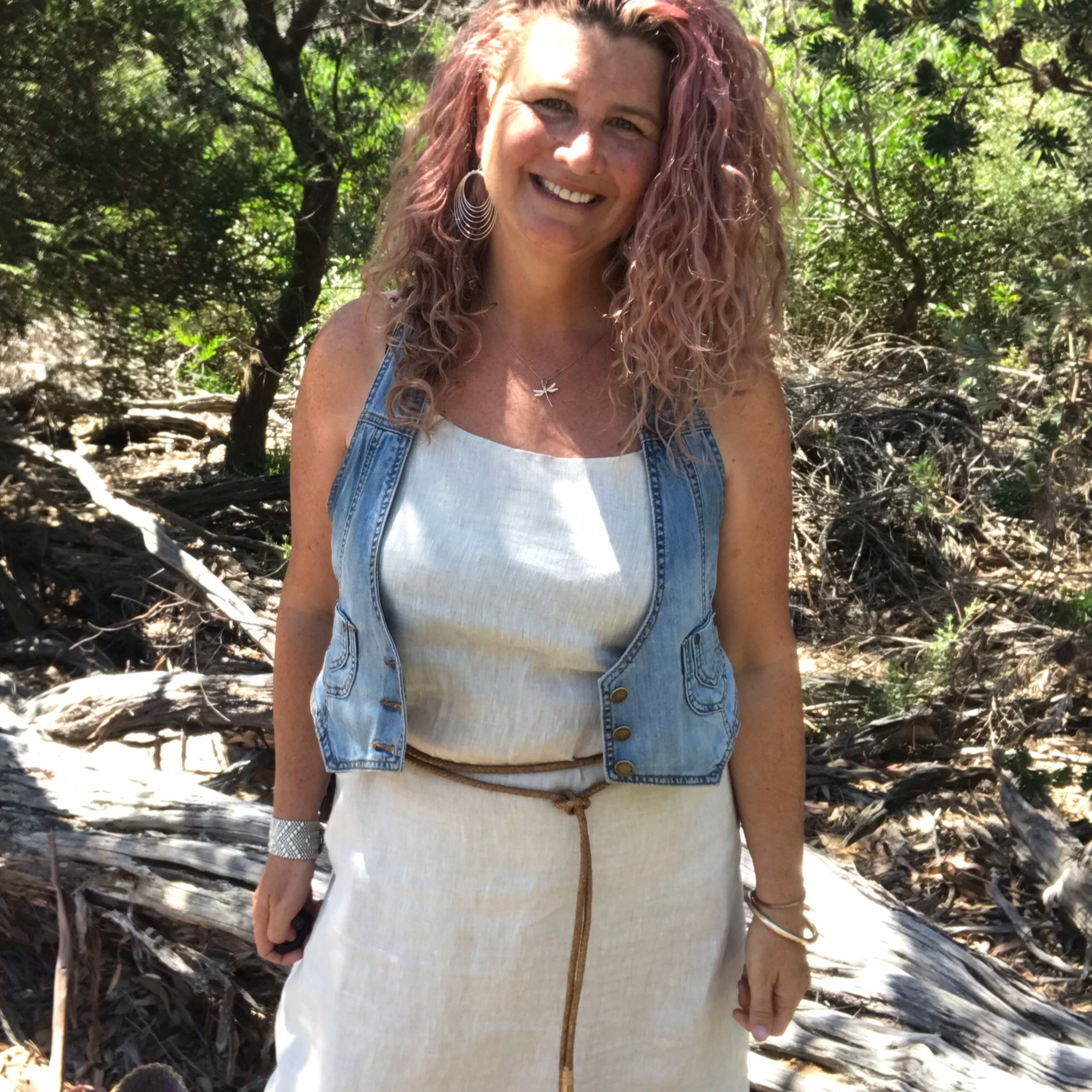 Daffi WHIPP in Antique Gold