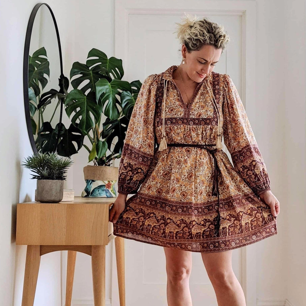 Daffi WHIPP in Mahogany