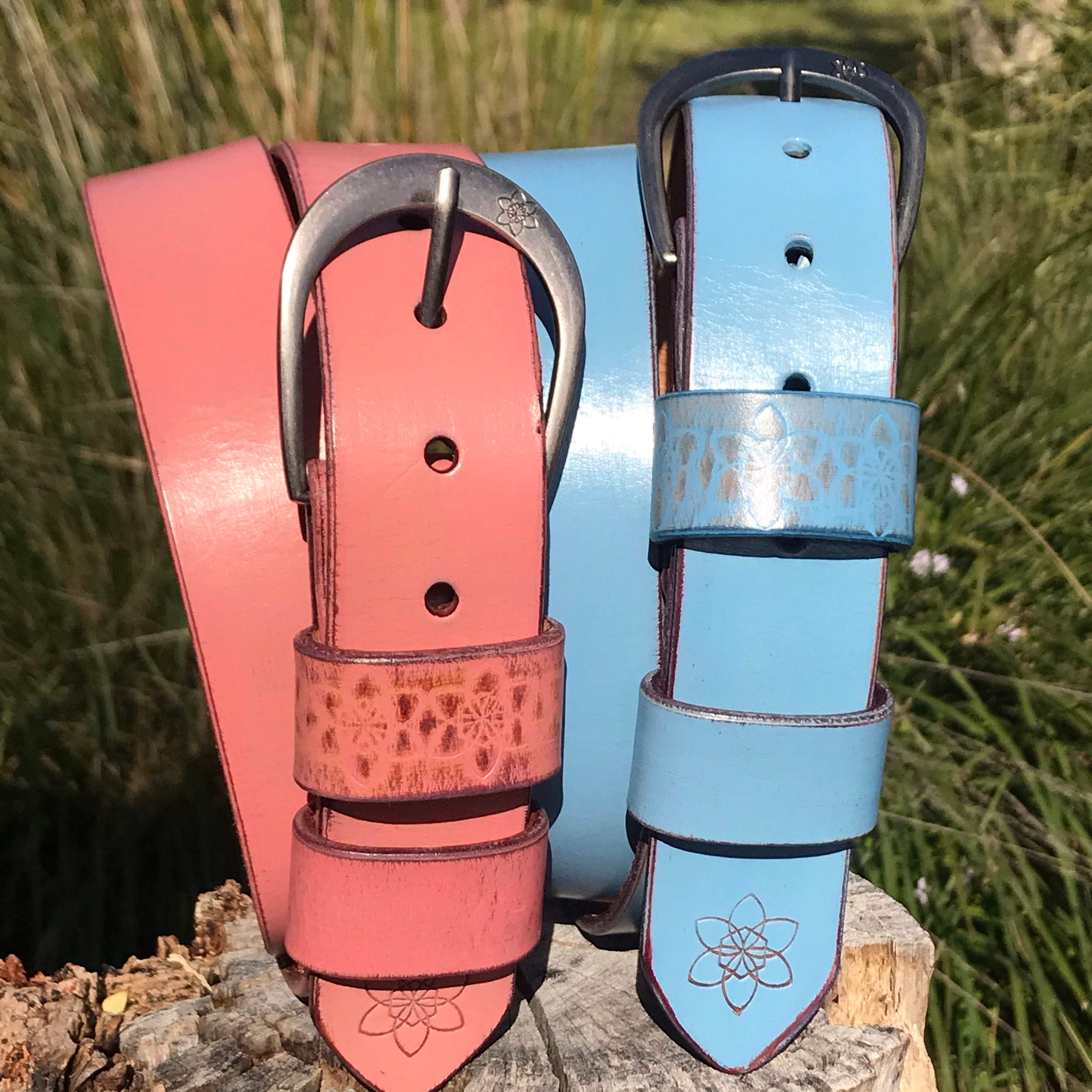 Distressed Leather 'Funki'  Belt in Cornflower