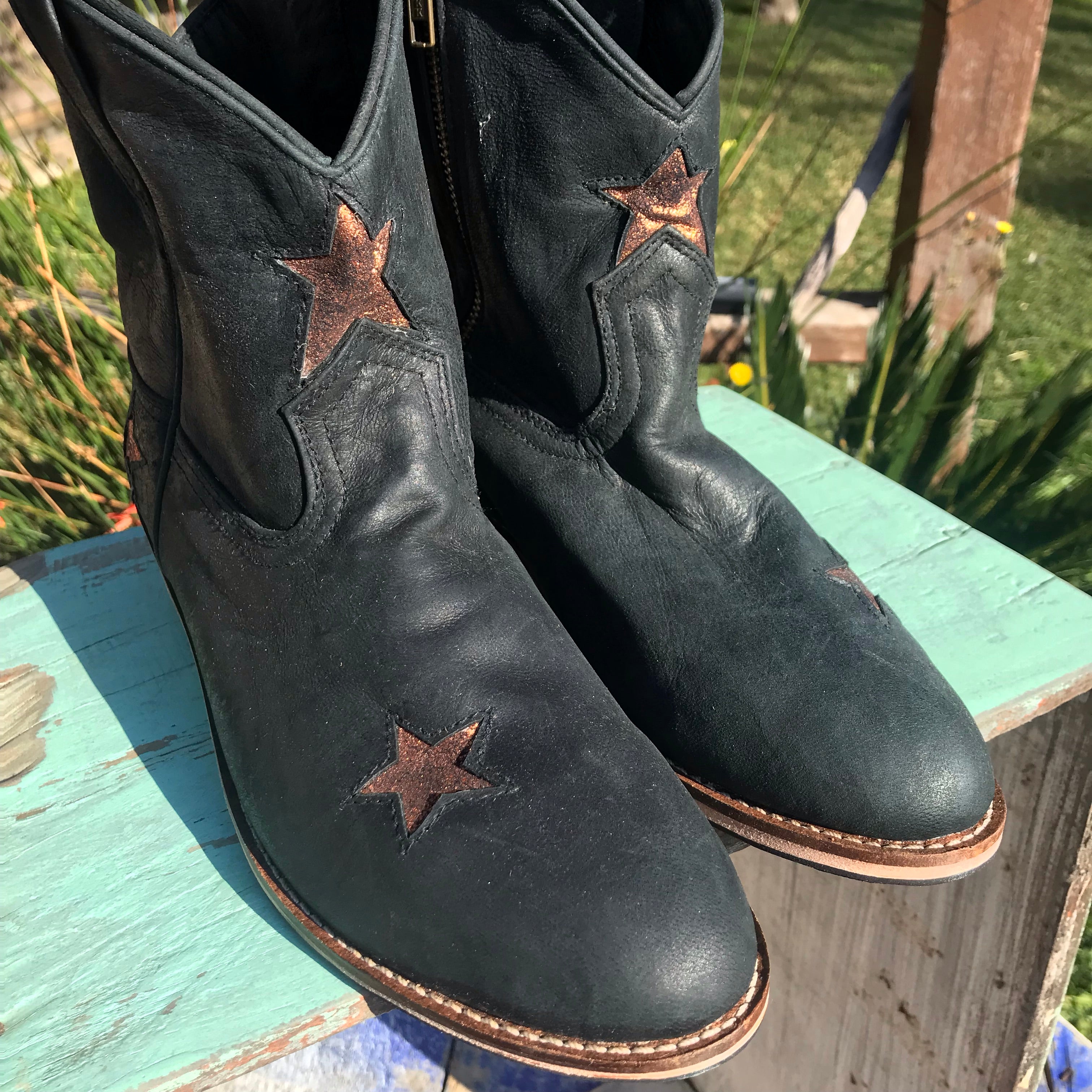 'FunkStar' Black Boots with Orange Sparkle Stars