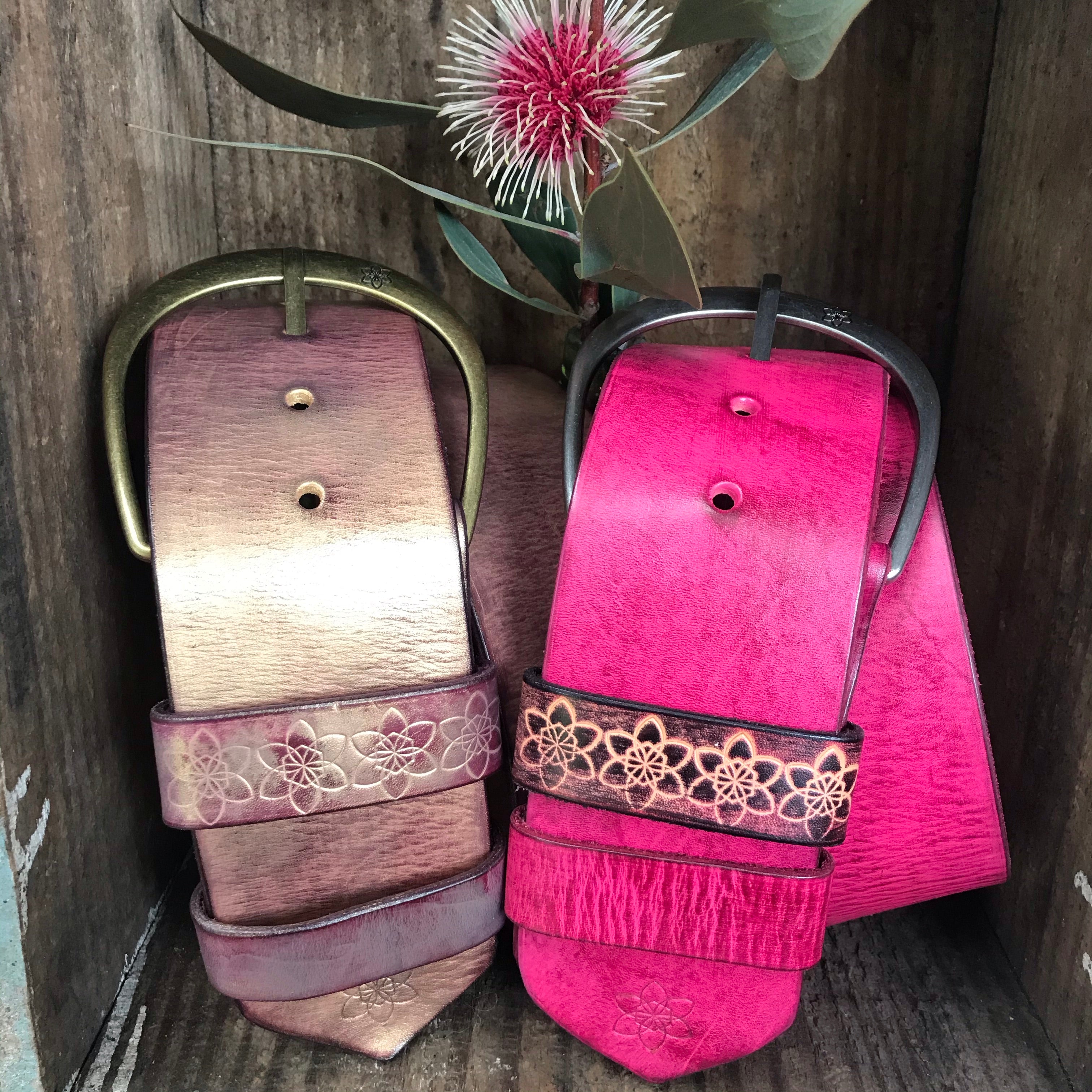 Hippi' Wide Belt Antique Gold