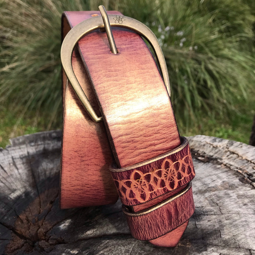 Groovi Curve 45mm Dirti Daffi  - Ultra Distressed leather Belt in Rosegold