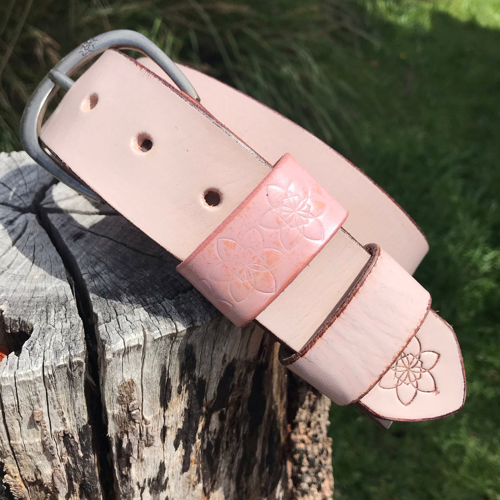 Womens Distressed Leather NUDE Pink  'Funki'  Belt