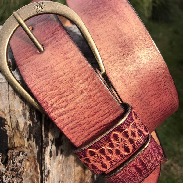 Groovi Curve 45mm Dirti Daffi  - Ultra Distressed leather Belt in Rosegold
