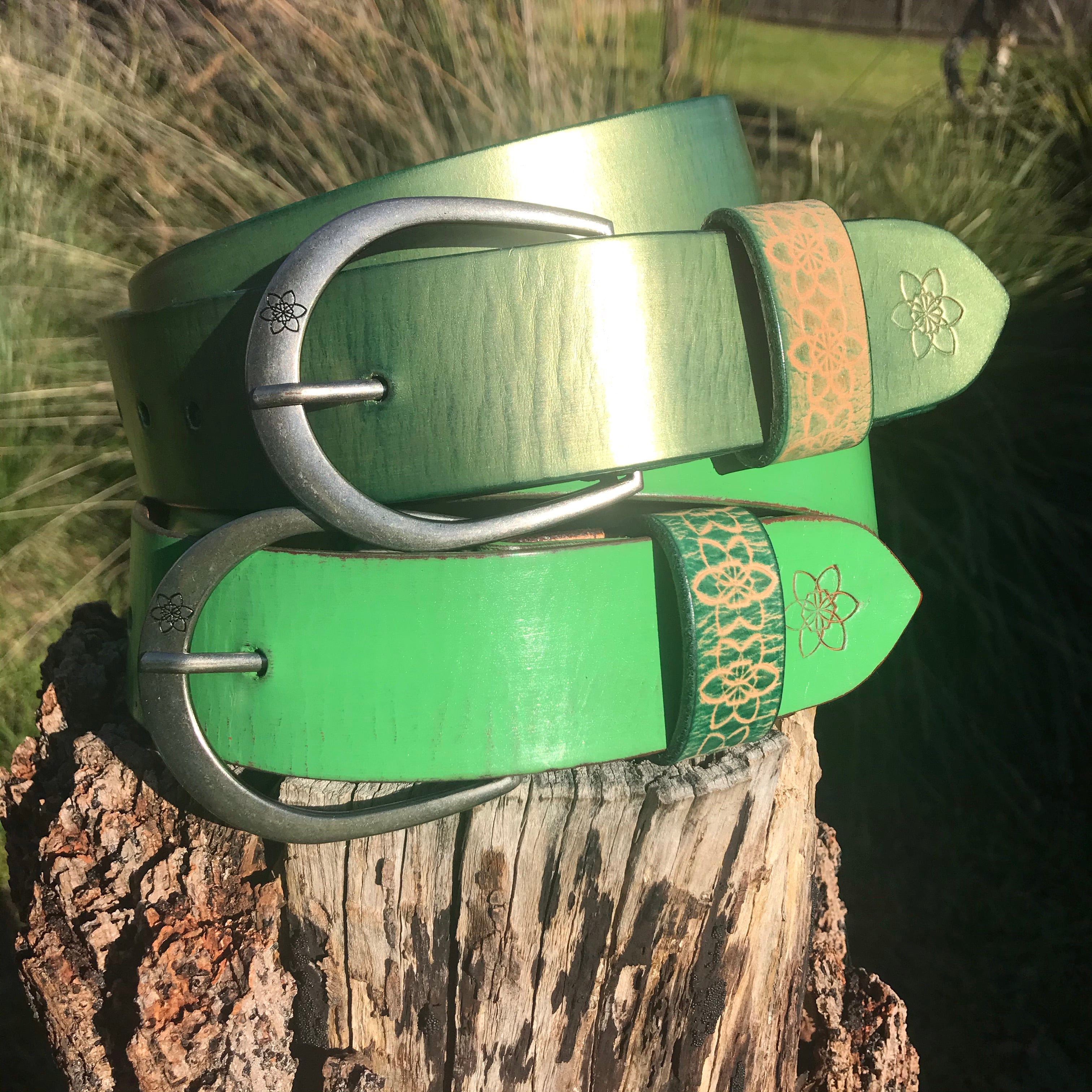 ‘GROOVI' CURVE Belt CITRINE SPARKLE