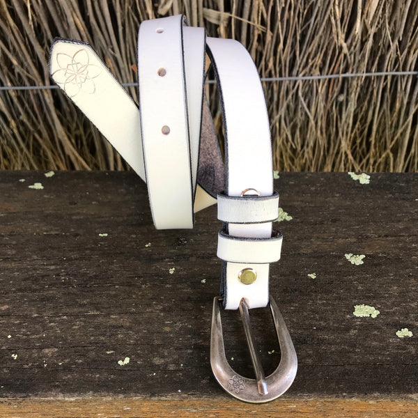 Boho Vintage Style' Slinki' Belt in White