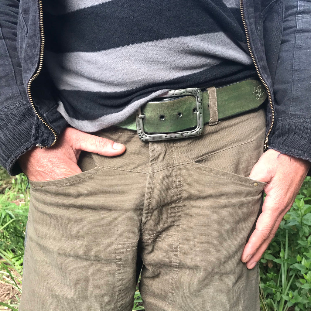 Dirti Daffi  in Groovi Straight  - Ultra Distressed THE GREEN MAN