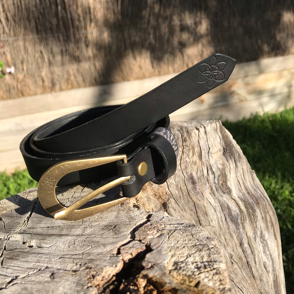 Boho Vintage Style' Slinki' Belt in ONYX