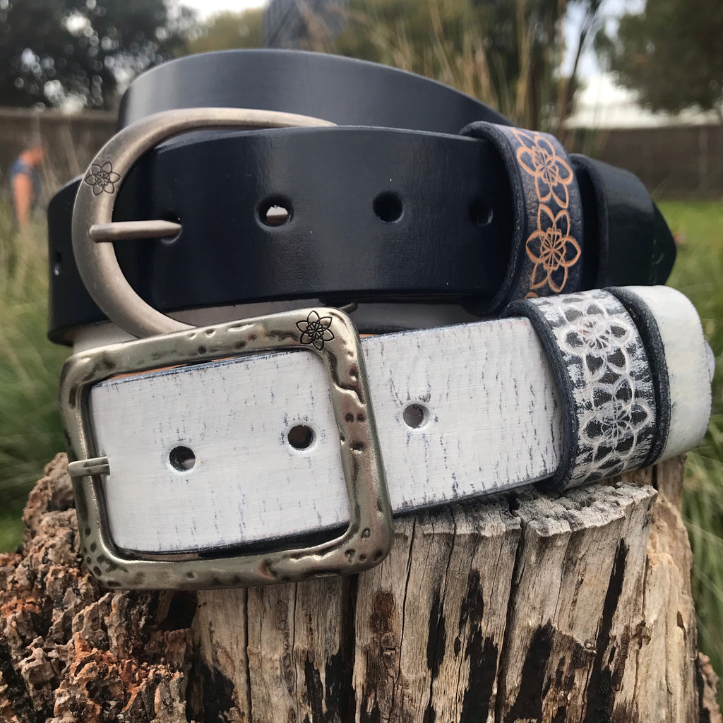 Mens + Womens Distressed Leather White  'Funki' Belt