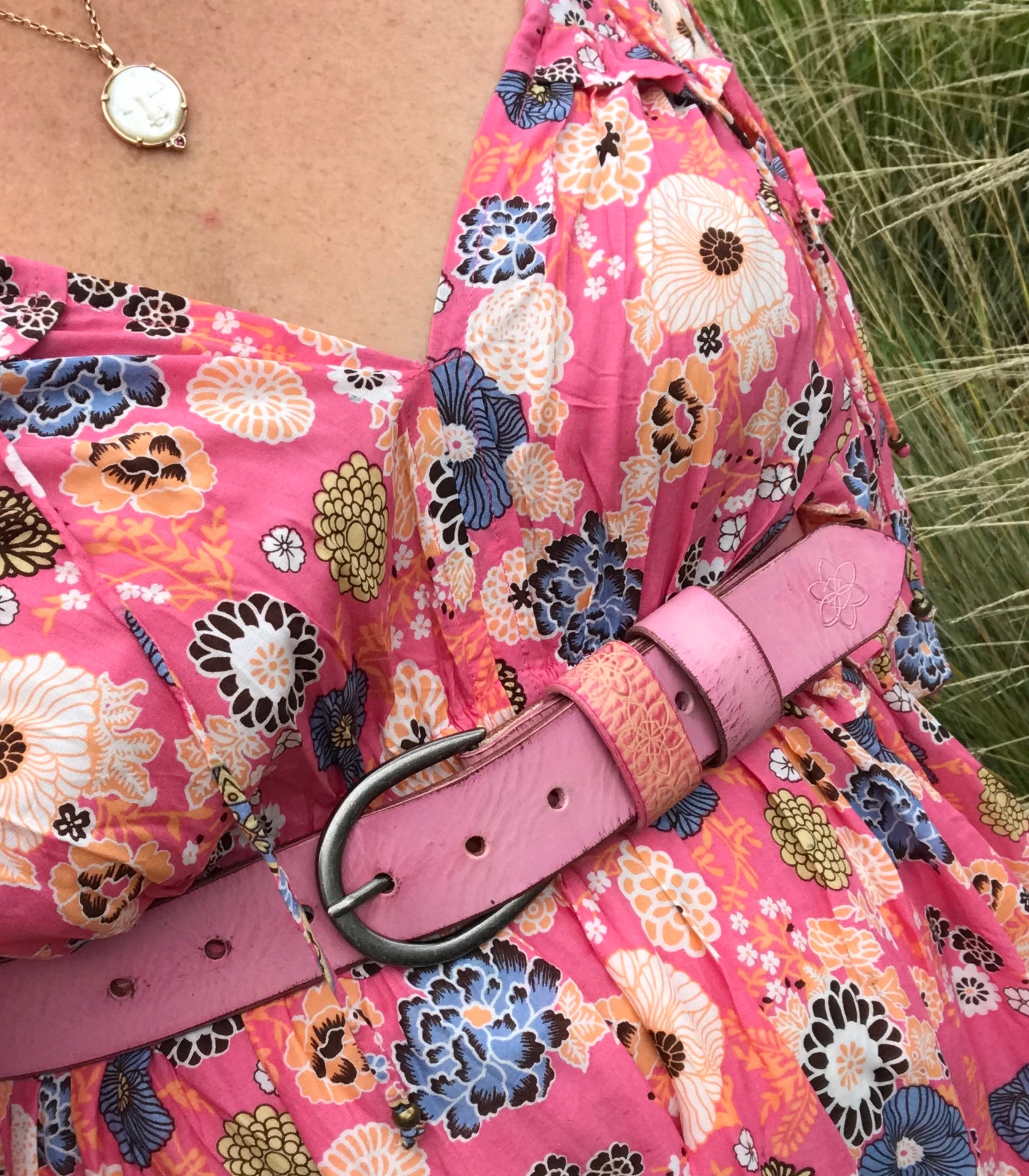 Womens Distressed Leather Musk Pink Rose Funki Belt Embossed Flower