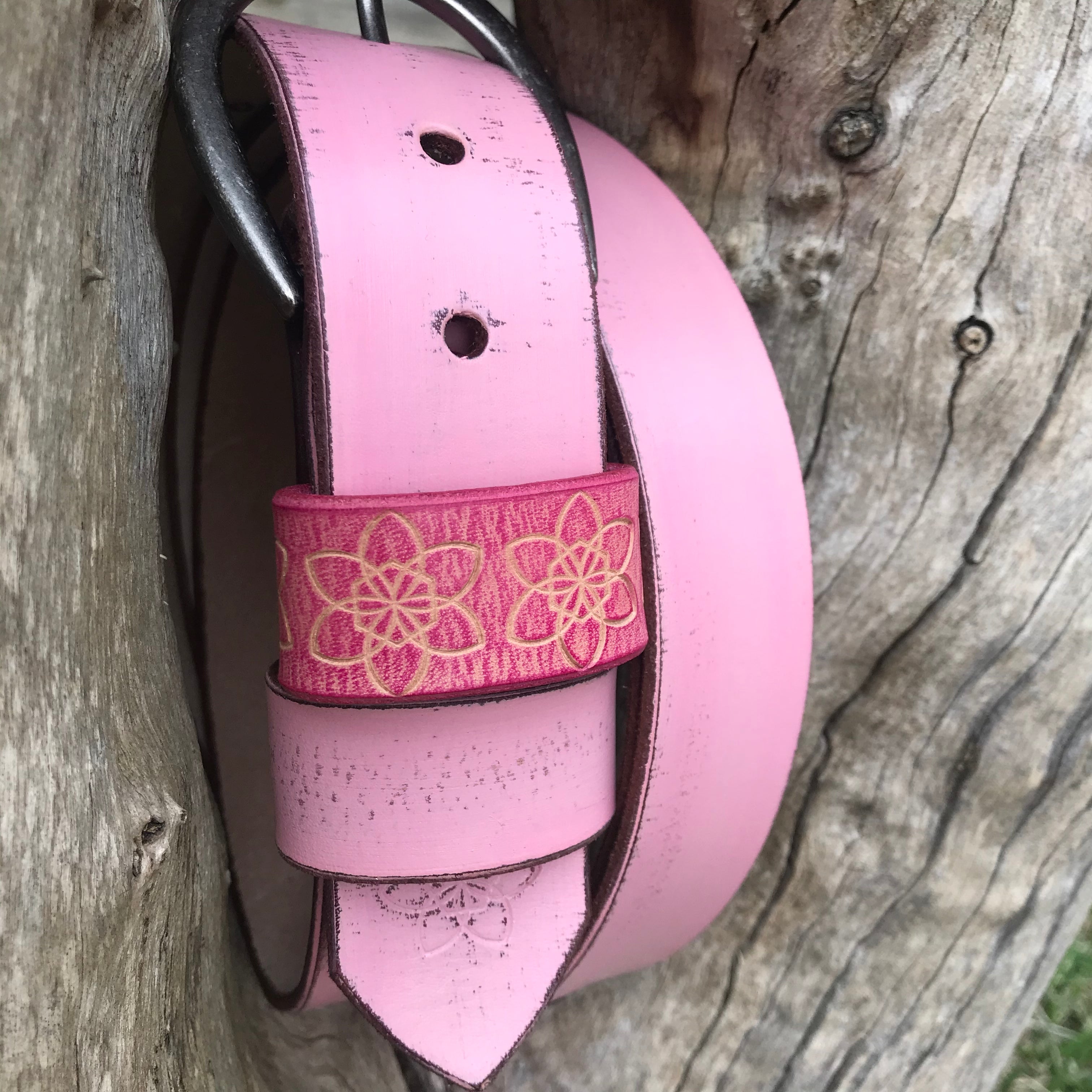 Womens Distressed Leather Musk Pink Rose Funki Belt Embossed Flower
