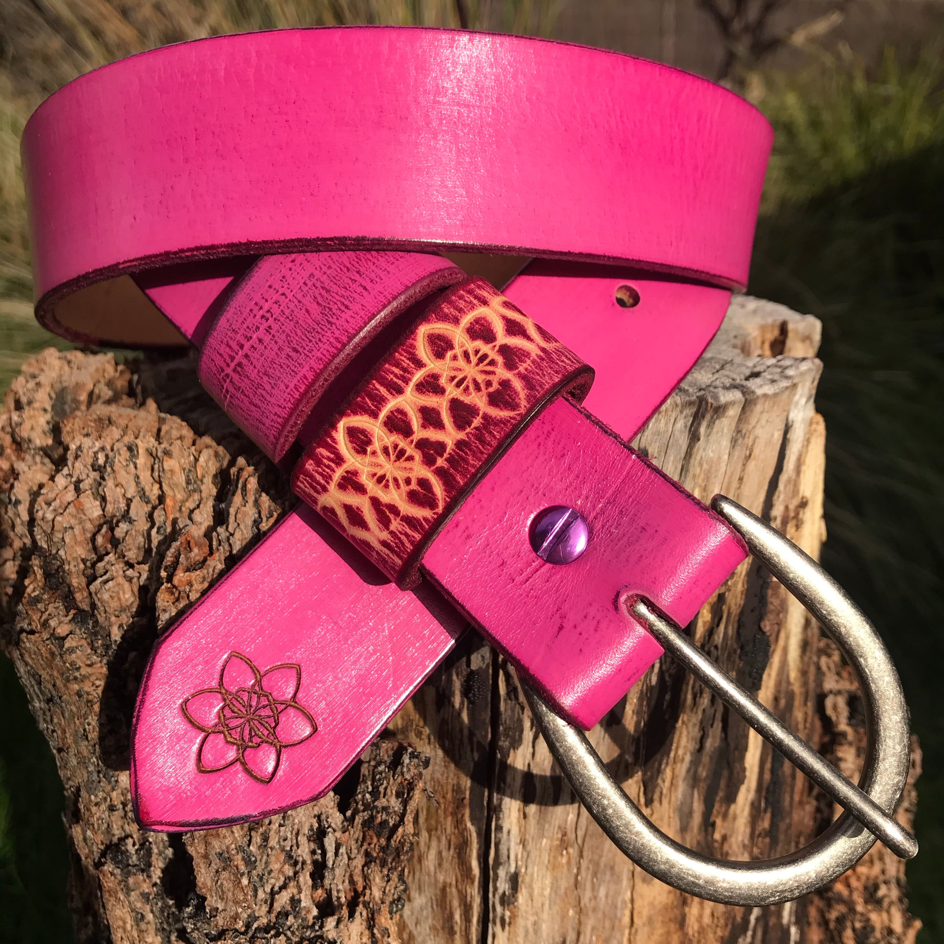 Boho Vintage Style 'Funki' Belt in RASPBERRY